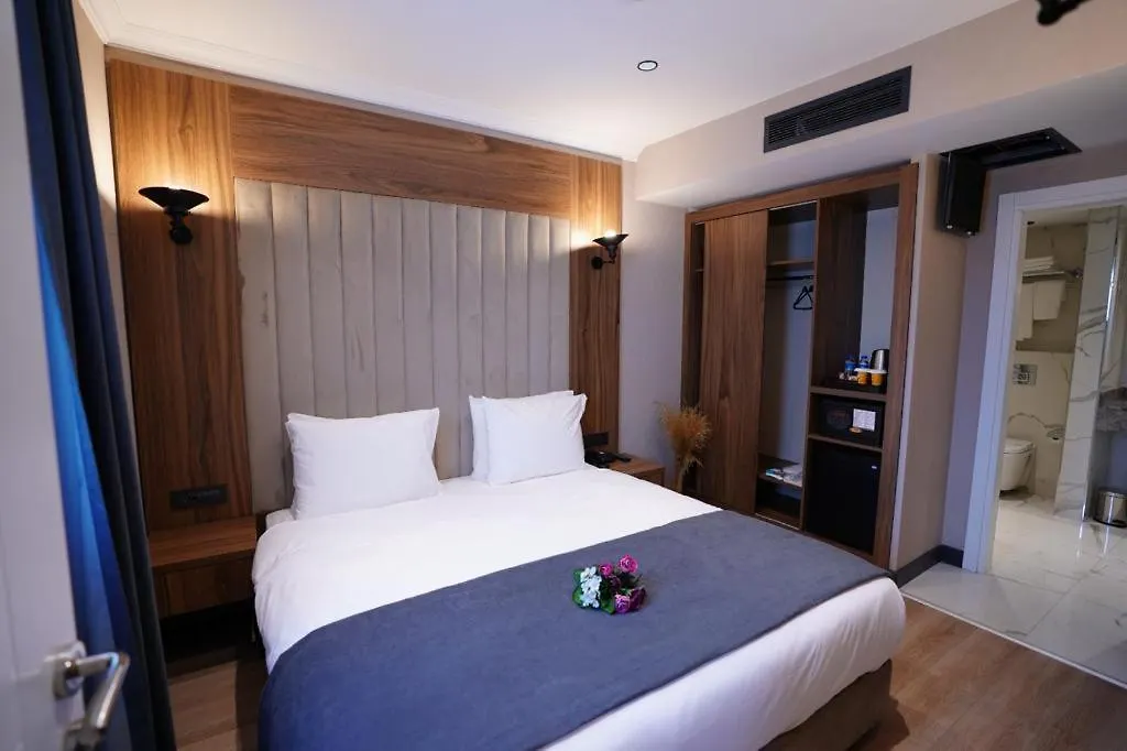 Mineo Hotel Taksim Istanbul 4*,